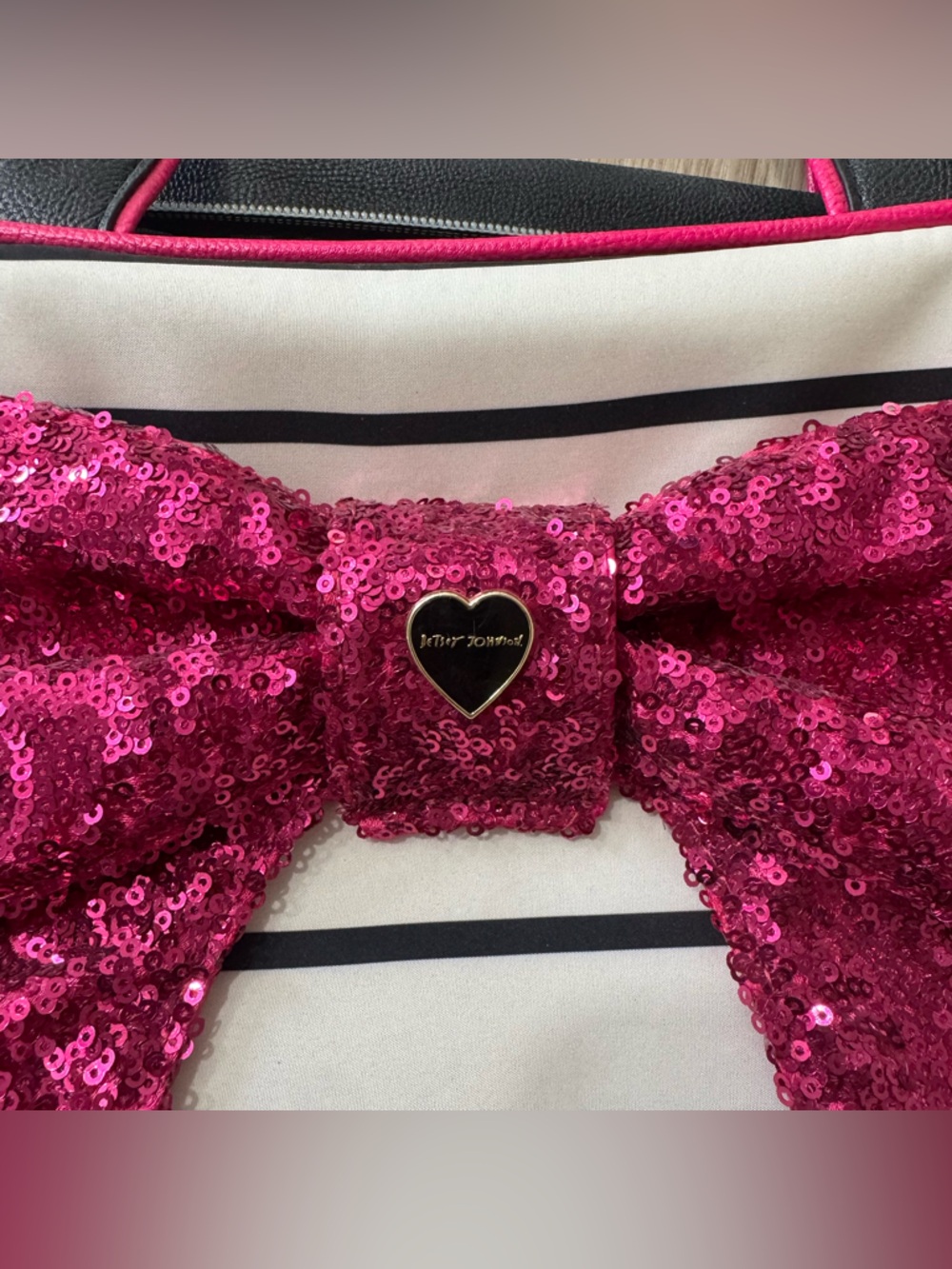 Betsey Johnson vintage striped Sequin Bow make up travel bag Tote - Picture 4 of 5